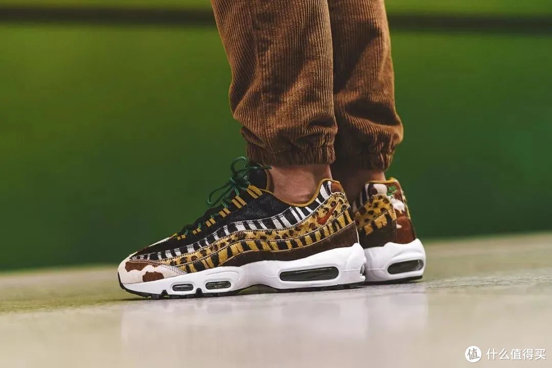 Atmos - Nike Air Max 95 PRM 黑灰-粉