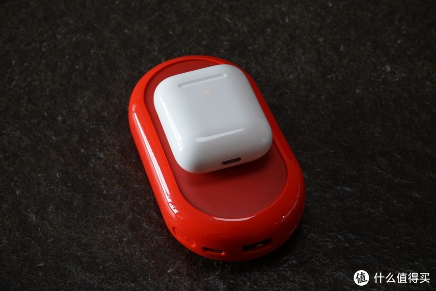 高颜值的小红匣：cike小红玩 移动电源无线充电器
