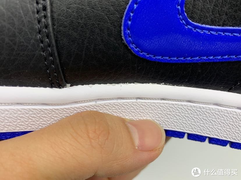 便宜的A锥 AJ1 mid Royal皇家蓝开箱