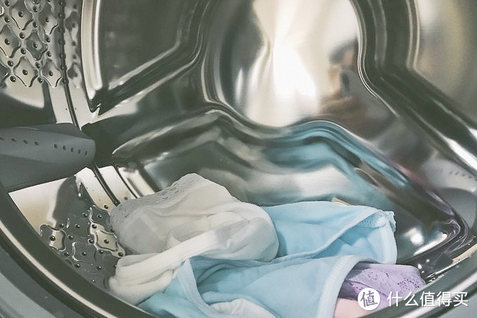  95°C高温煮洗还能烘干杀菌，小吉壁挂烘干洗衣机值得装吗？