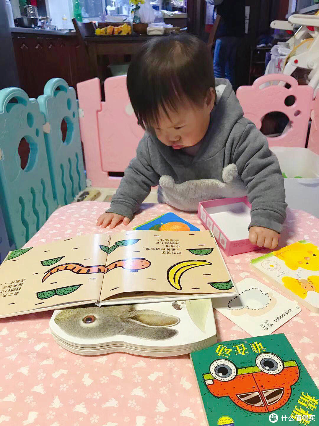 1岁左右宝宝“看书学习“小贴士~改善宝宝没耐心提升专注力~绘本推荐