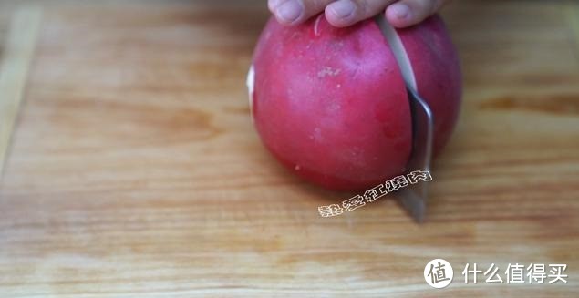 这小菜开胃解腻助消化，做一盆才四块钱，别瞧它没有肉每次先光盘