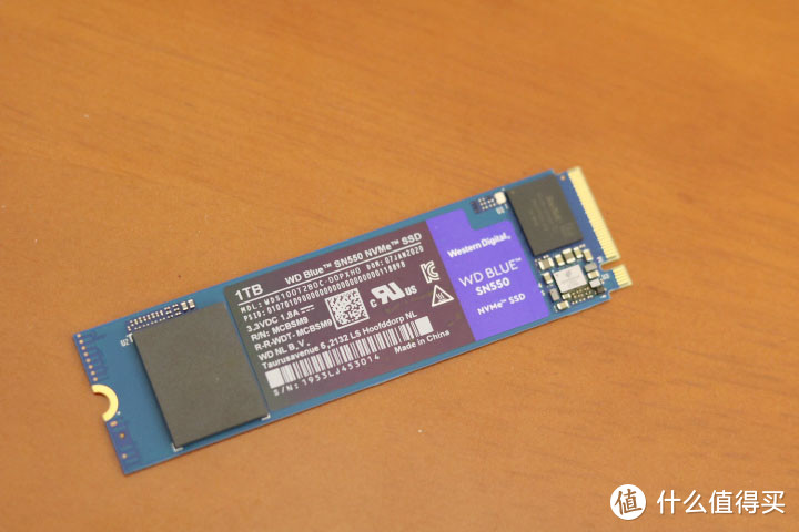 曾经暴涨的固态如今成为白菜价，WD BlueSN550 NVMe SSD评测，4K性能提升42%