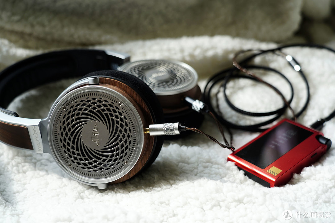 篇一:harmonicdyne helios 太阳神铍振膜动圈耳机