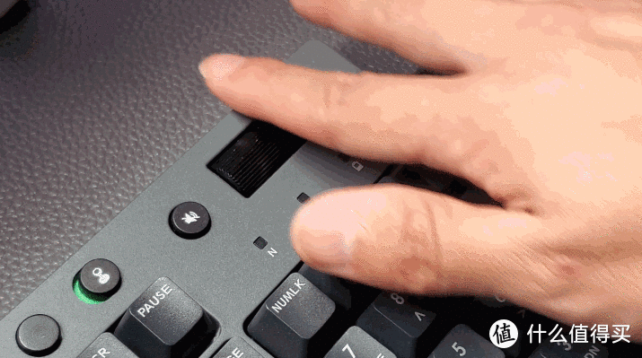 让多设备输入体验更加流畅—— Tt G821三模红轴键盘上手