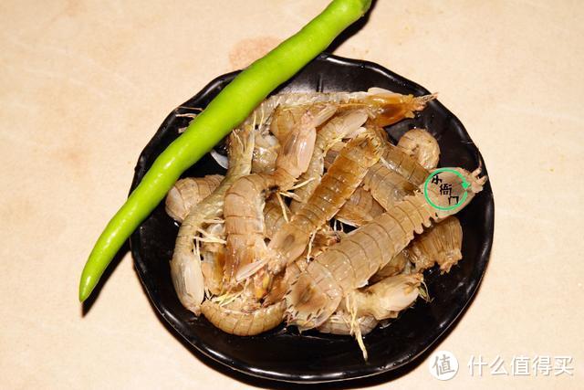 皮皮虾不要再水煮了，吃不到肉简直浪费，这样做才是正确的吃法！
