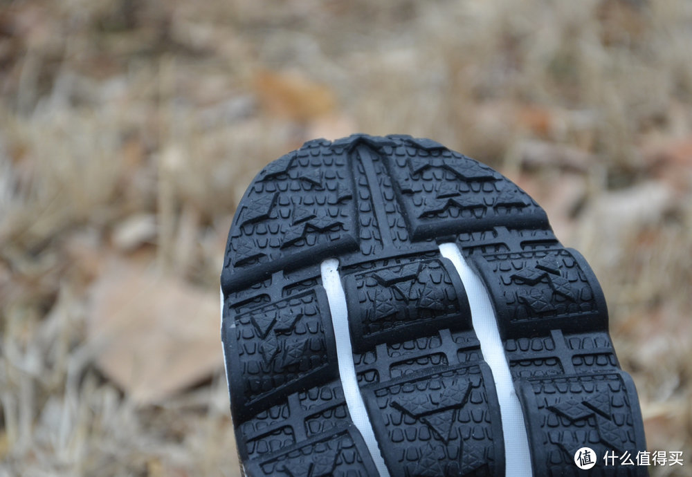 释放足部，呼吸新体验：Northland 诺诗兰 SKY 1.0 跑鞋