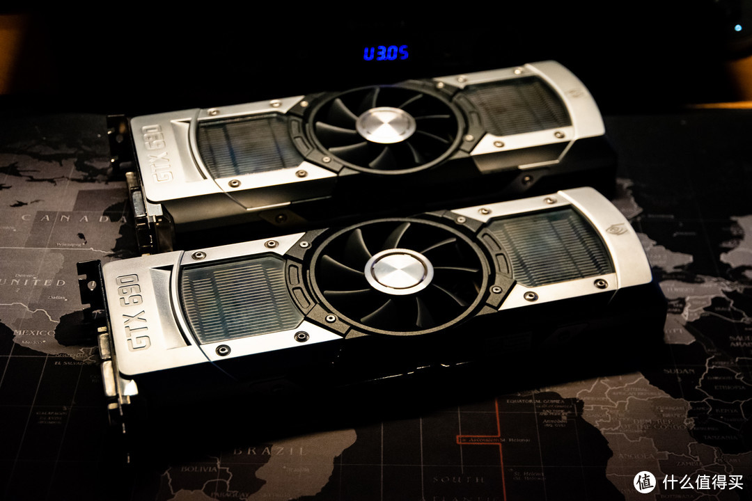 gtx690战术核显卡图片