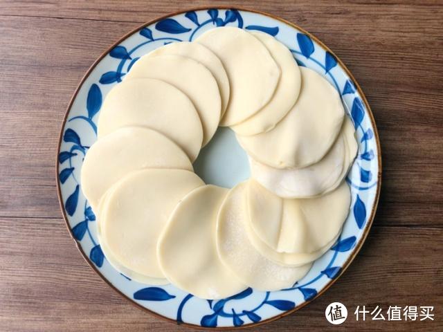 1分钟就能学会的葱油饼，不揉面，不醒面，做法用料超简单