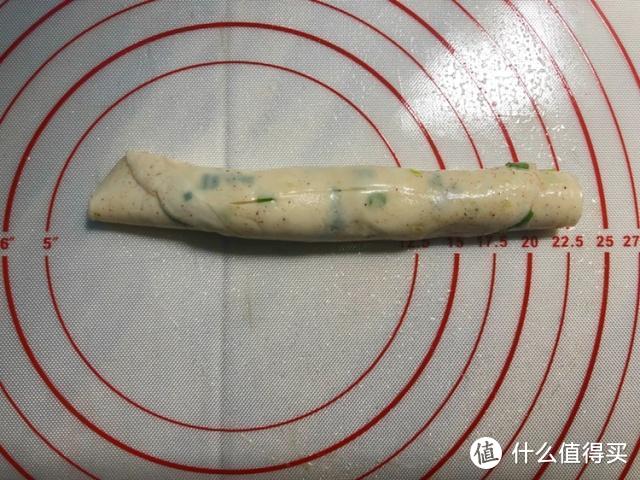 1分钟就能学会的葱油饼，不揉面，不醒面，做法用料超简单