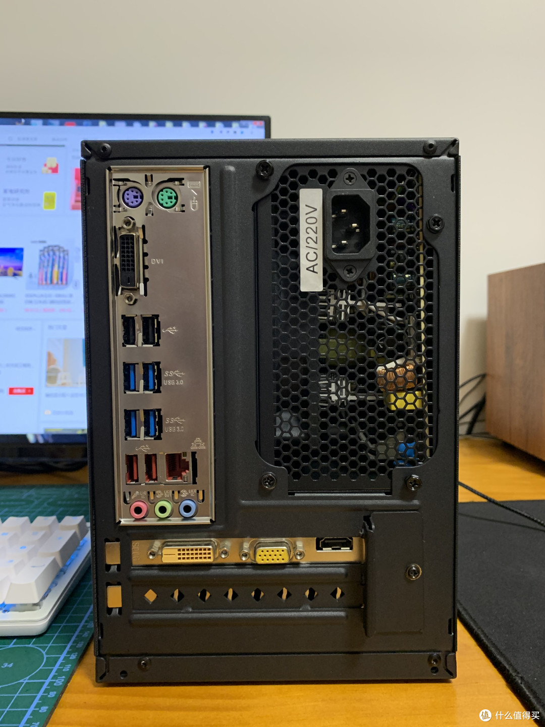 撒哈拉空气盒子a3不到90元的a4机箱装机体验