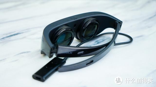 情人节足不出户看大片！HUAWEI VR Glass：让沙发变成电影院