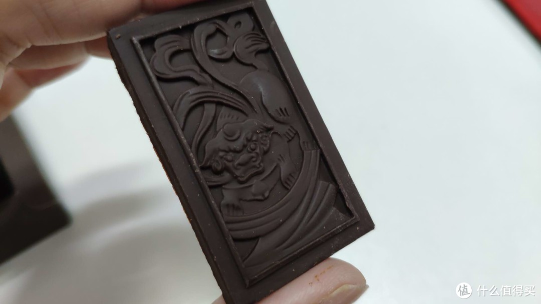 不仅好吃，更是好看的巧克力——长安东市“透风儿”85%可可花砖黑巧薄片
