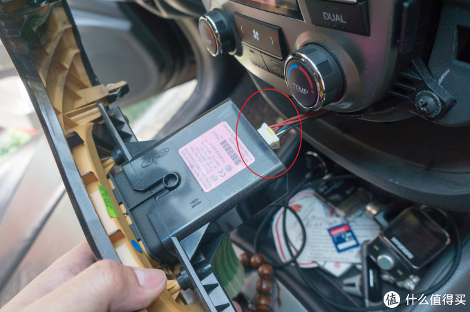 修修补补又三年10款现代新胜达更换安卓大屏导航