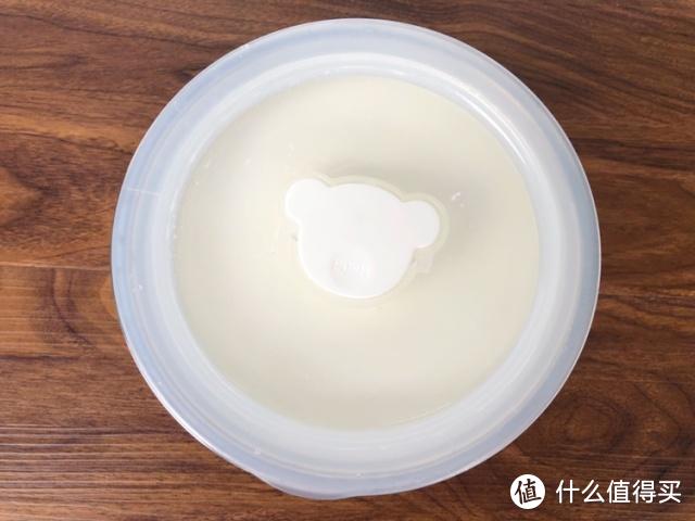 教你轻松自制酸奶，不要菌粉，只要加点它，口感醇厚又好喝