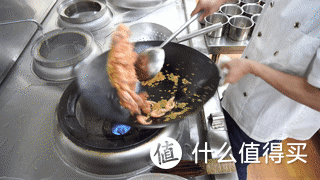 厨师长教你【椒盐虾】的家常做法，口感酥脆味道很赞