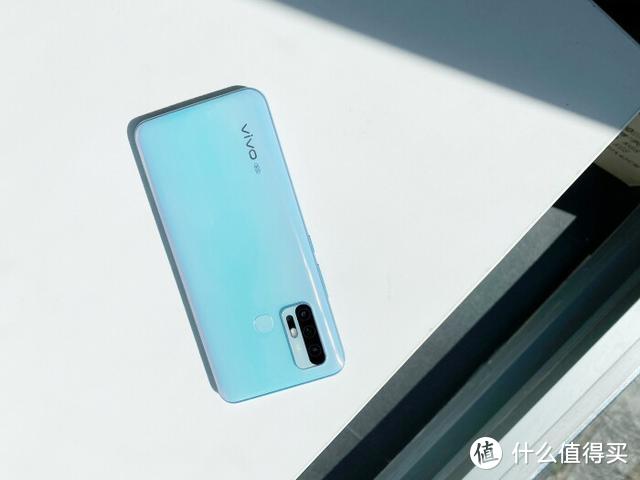 原来还有2000元价位的5G手机？vivo Z6开箱体验