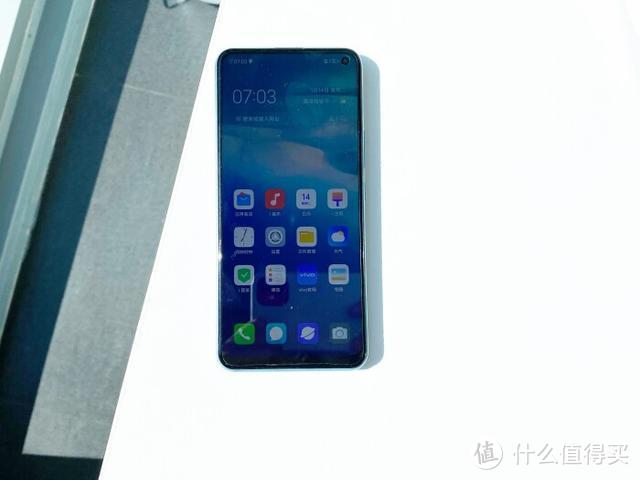 原来还有2000元价位的5G手机？vivo Z6开箱体验