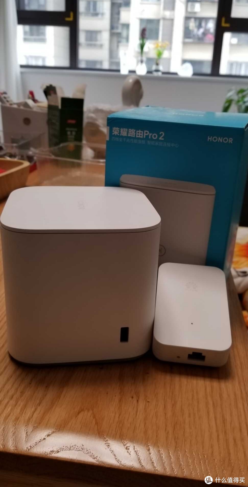 这是之前买的华为荣耀+WiFi放大器。