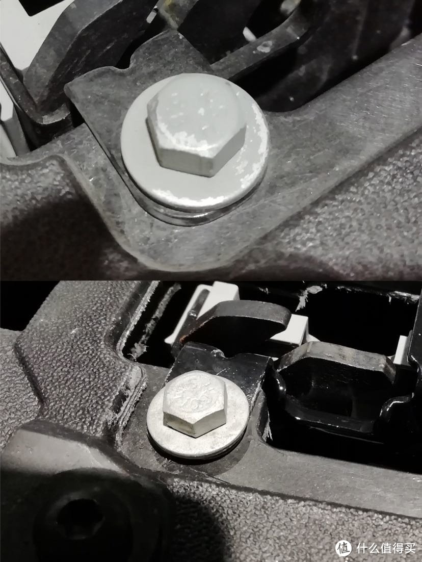 上：这台瑕疵车的螺丝       下：正常车前机盖锁螺丝