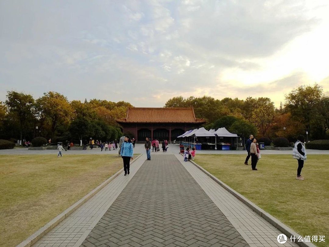 一文带你游遍南京 下篇：总统府，美术馆、玄武湖、鸡鸣山、先锋书店、阅江楼......