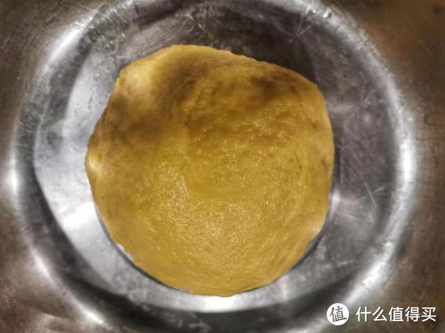 没有高筋粉，没有面包机，一样做出松软好吃的面包，简单易操作