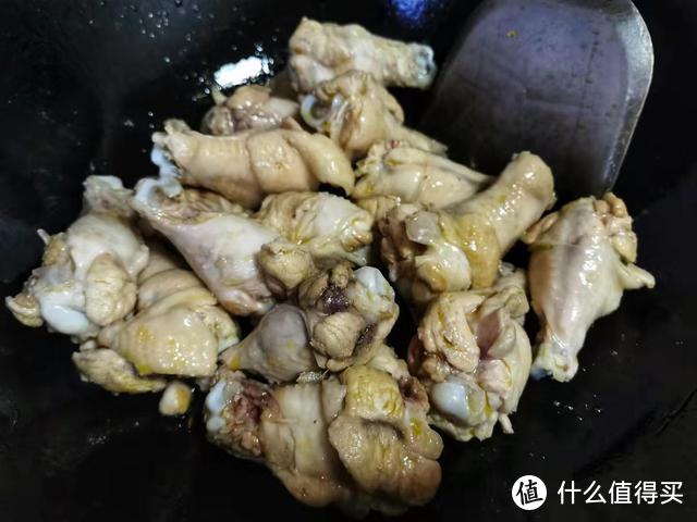 鸡翅根怎么吃更好吃，试过多种吃法后，我还是最喜欢这样的做法