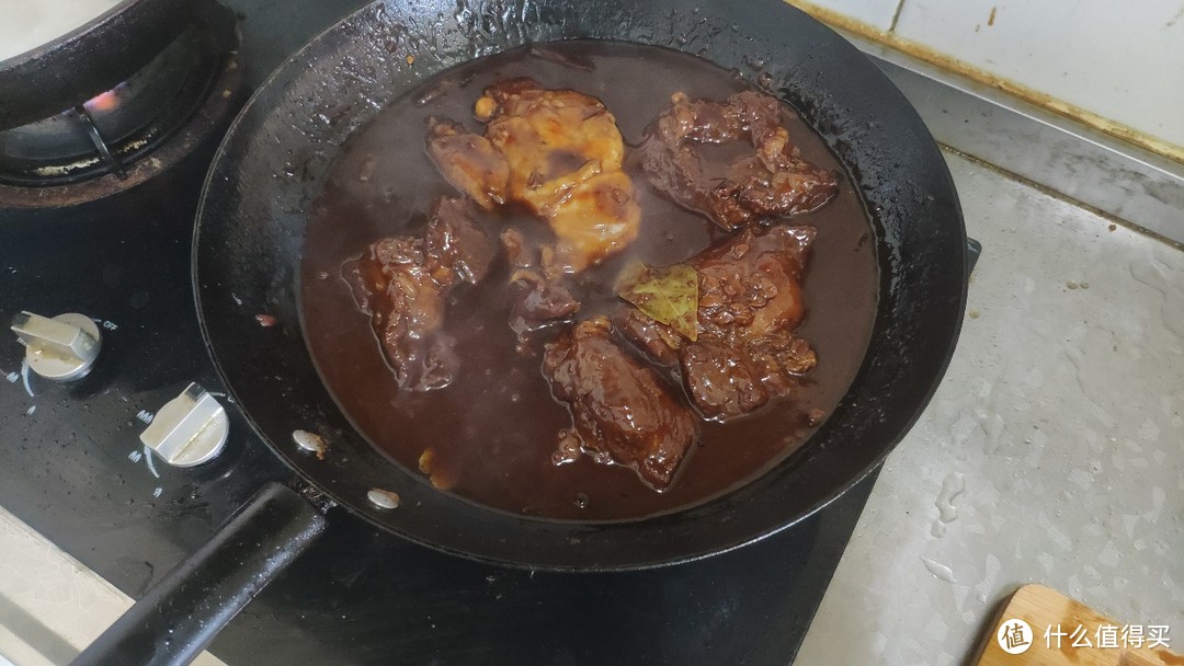 谷饲牛腱子做酱牛肉会好吃吗？黄豆酱版牛腱子做法分享