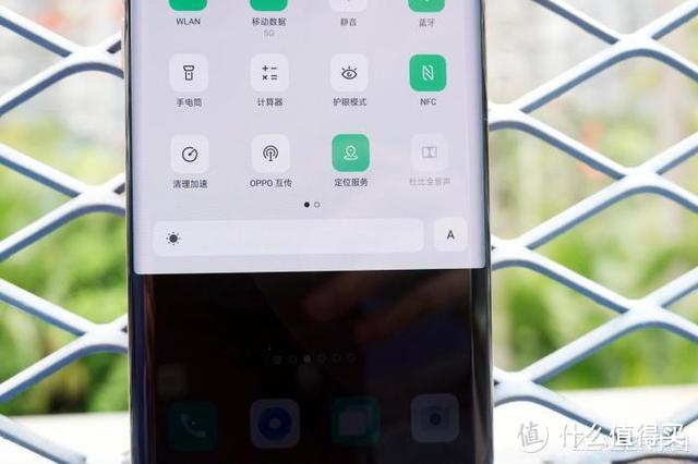 用 OPPO Find X2 Pro 探索我一天的 24 小时