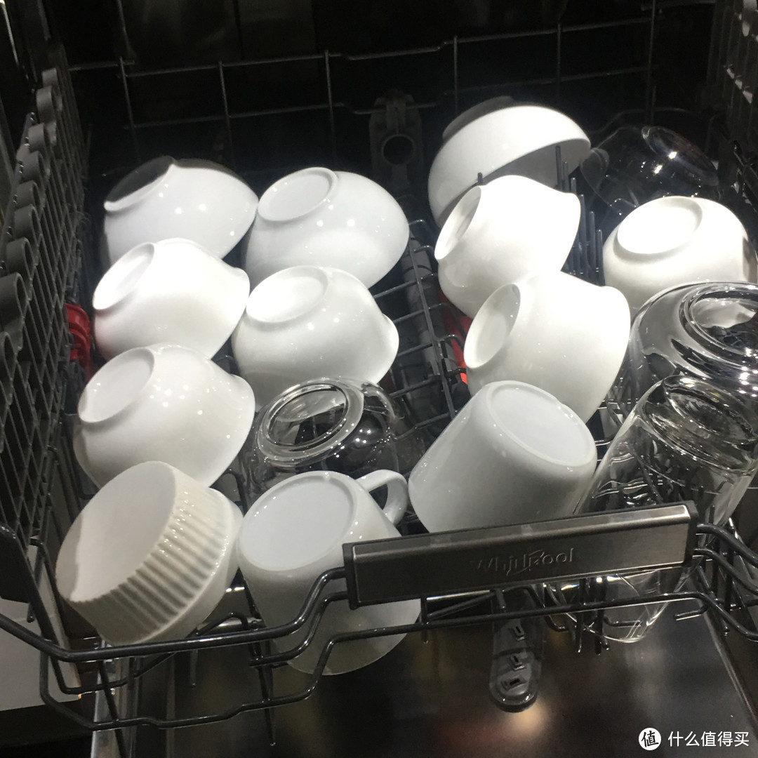 国内洗碗机不流行、争议大，买了就是交智商税？到底洗碗机值不值得买？