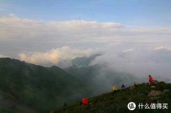 户外爬山，是一段艰辛又快乐的日子