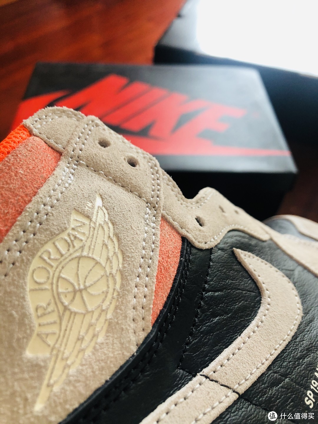 这个配色，要是双DUNK ，我觉得会更好看---AIR JORDAN 1 灰麂皮