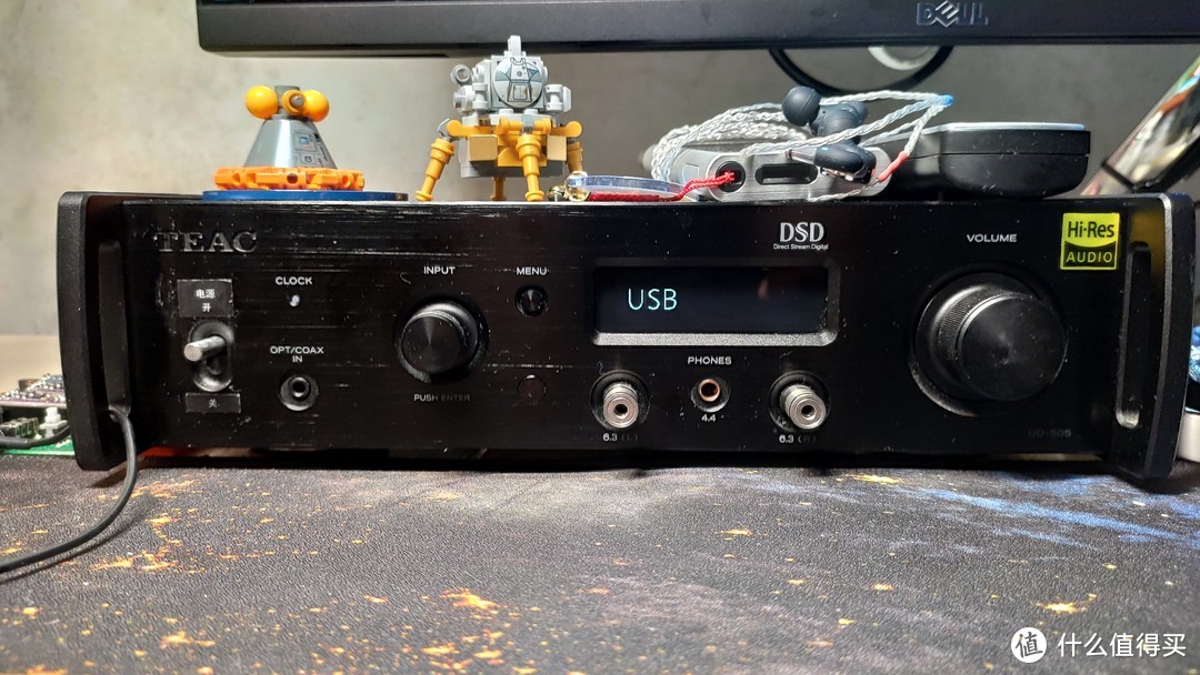 TEAC UD-505