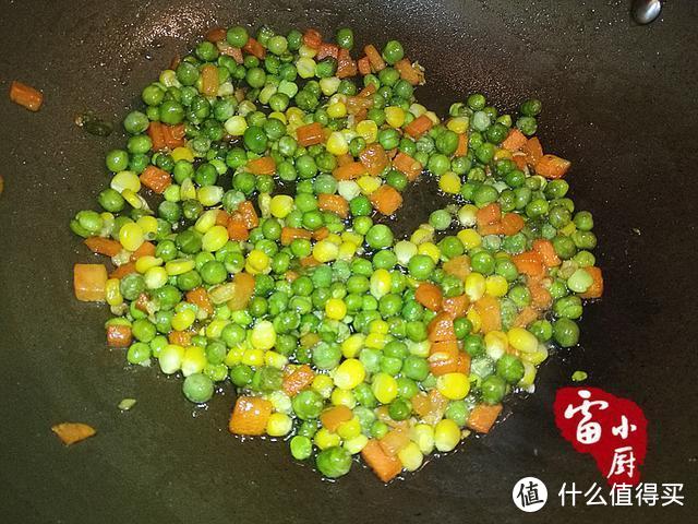 经常给孩子吃这个菜，可提高免疫力，保护视力，孩子身体棒棒！