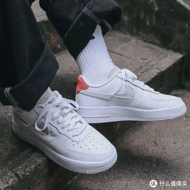 能把自家Logo玩出万般花样的，也只有Nike了吧！