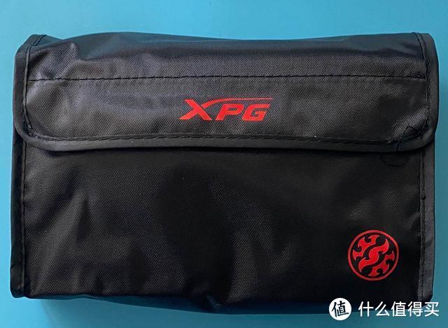 电源里的小帅哥，XPG CR650 高端电源装机体验