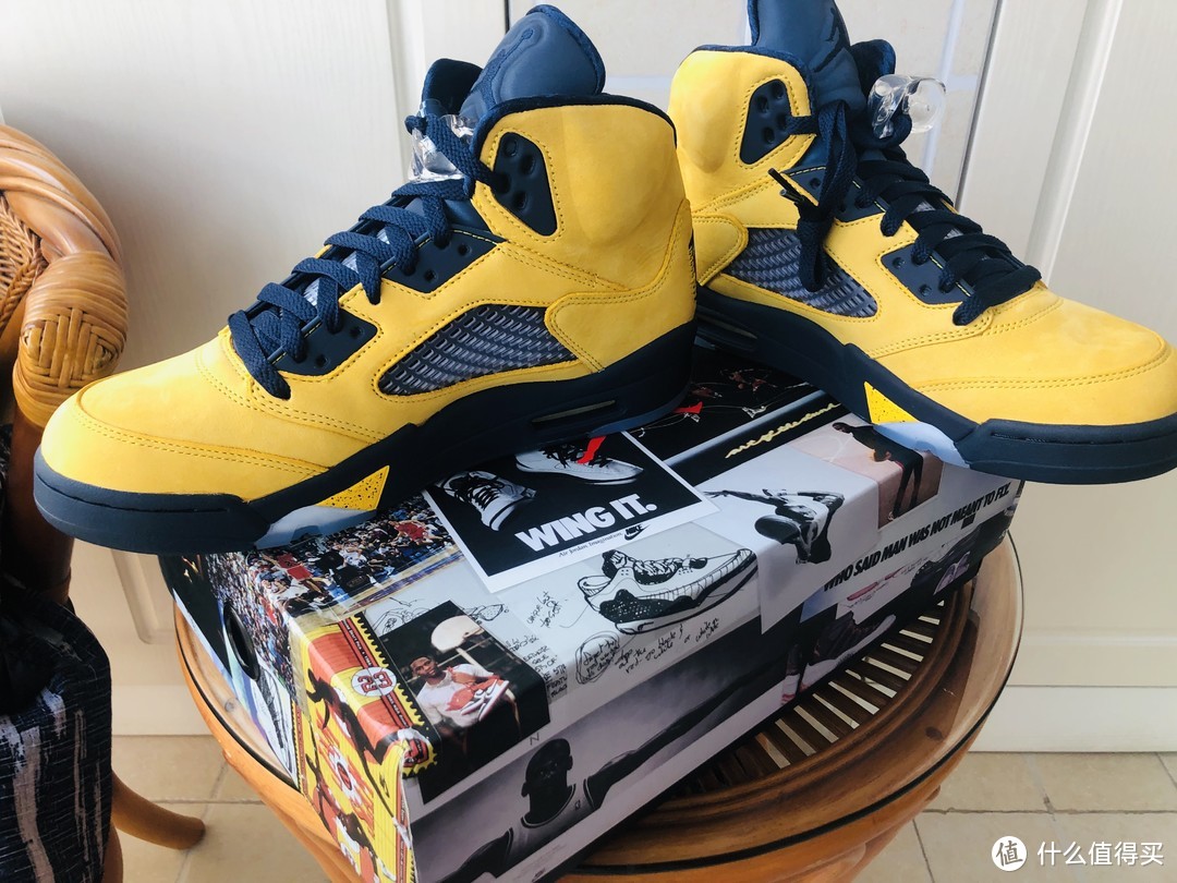 他才不是小东京，请叫他AIR JORDAN 5 密西根