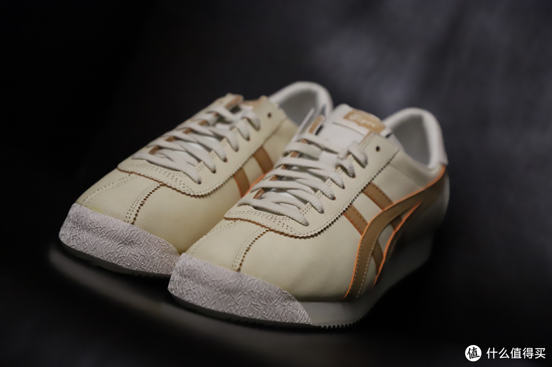 Onitsuka Tiger Corsair 稳重复古的燕麦色阿甘鞋