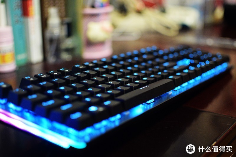 防水背光 雷柏V530自主红外银轴游戏机械键盘