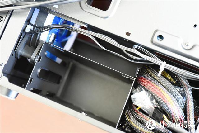 【改装DIY】换上一款新壳，这款电脑机箱的温度可以再降5度