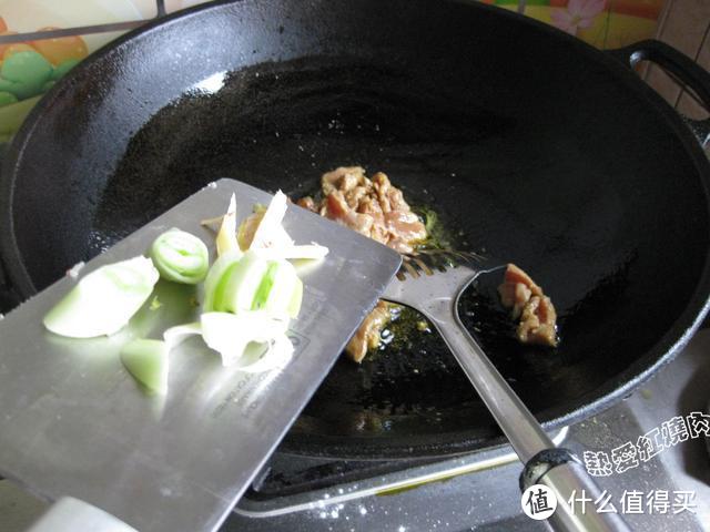 扁豆品种众多，感觉这种最好吃，香味大还没筋口感好，配米饭最棒