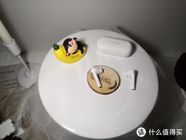 媲美千元耳机，戴上它世界都安静了——荣耀FlyPods3轻体验