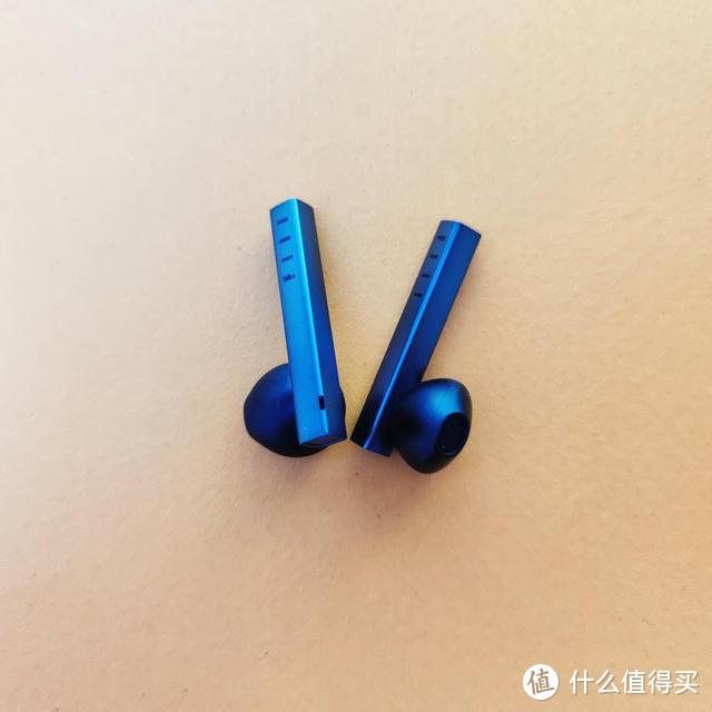 fiil cc像小烟盒一般的真无线蓝牙耳机