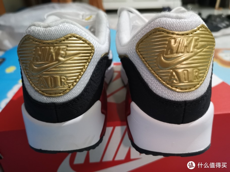 air max 90，脚感那么硬，为什么还有人喜欢？