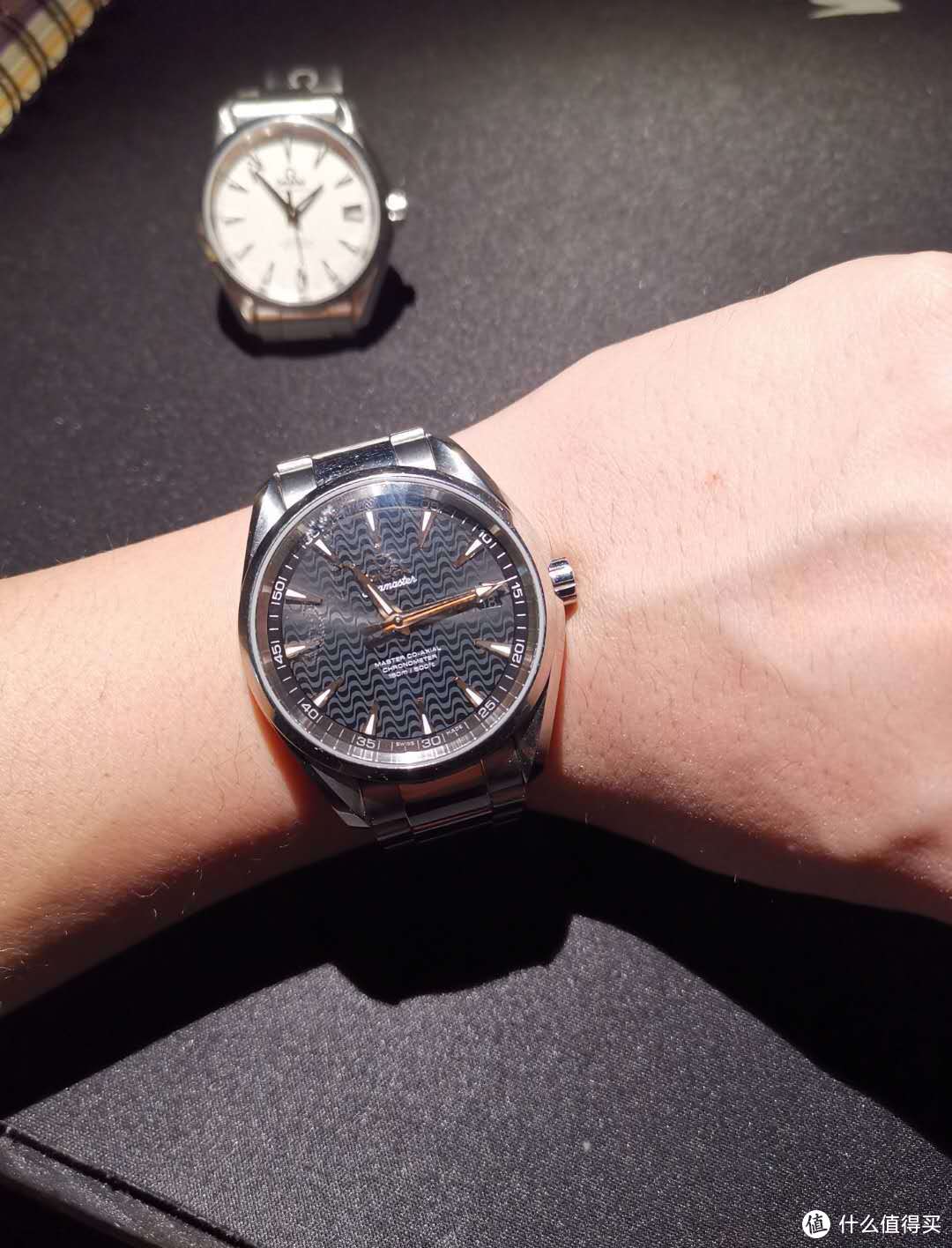 我去年又买了块表——日本购买欧米茄手表海马掩藏拆箱