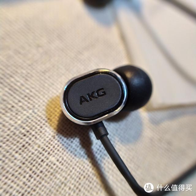 只作赠品，AKG N28入耳有线耳机