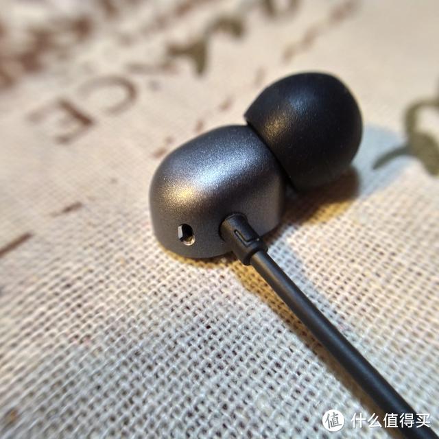 只作赠品，AKG N28入耳有线耳机