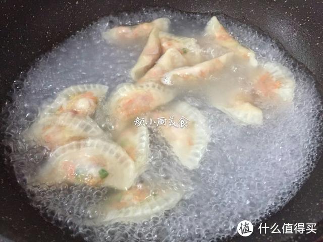 饺子这做法百吃不厌，我隔三差五准做一次，孩子爱吃，做法还简单!