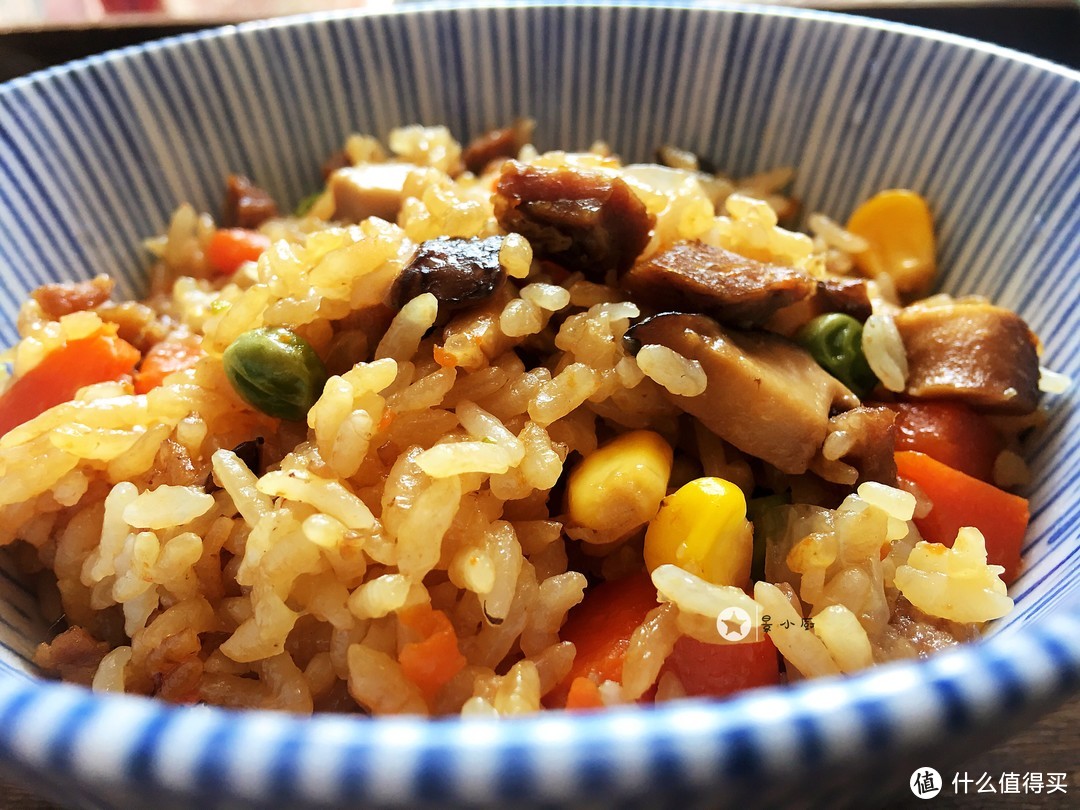 超级懒人做的香菇牛肉焖饭口感浓郁满屋飘香爱了