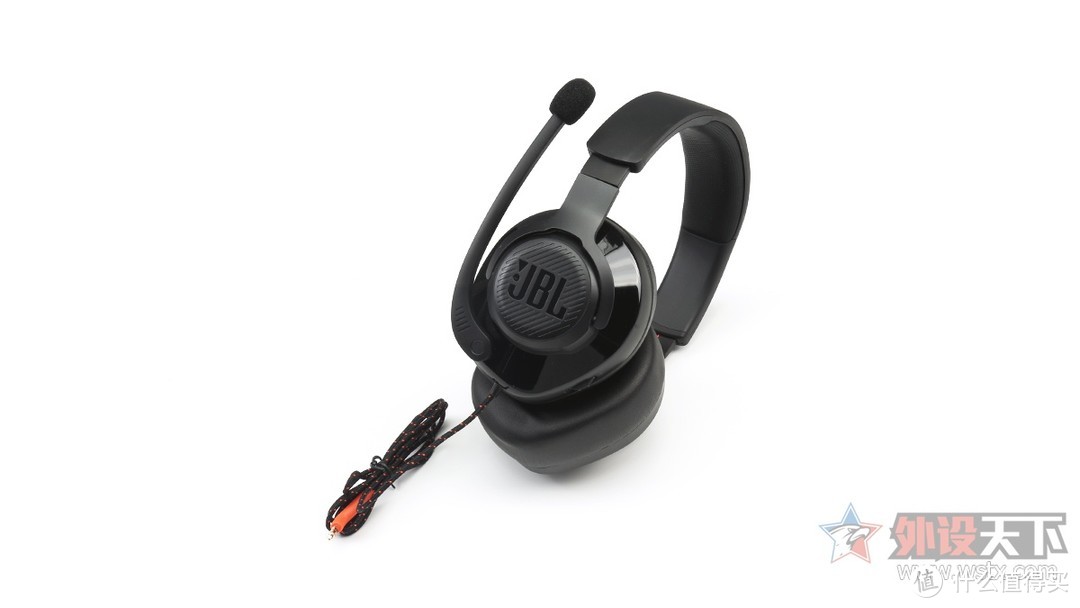 JBL QUANTUM 200游戏耳机评测：轻量舒适